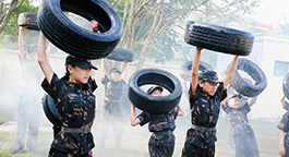 青少年军事军训夏令营-雷霆夏令营