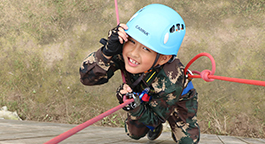 青少年军事军训夏令营-雷霆夏令营