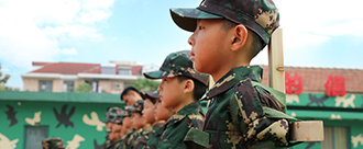 青少年军事军训夏令营--雷霆夏令营