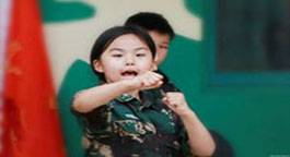 青少年军事军训夏令营--雷霆夏令营