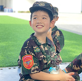 青少年军事军训夏令营-雷霆夏令营