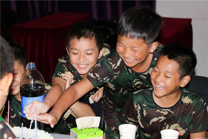 雷霆特训教你怎样选择夏令营